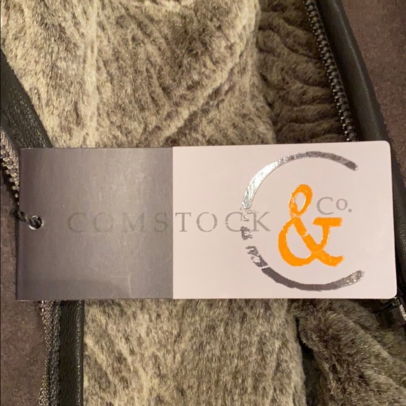 COMSTOCK & Co. Shearling Coat size 8. - Picture 10 of 10